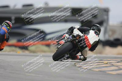 media/Sep-21-2025-Race Pace (Sun) [[98bf33ef95]]/Non Verified/5-Turn 16 (11am)/